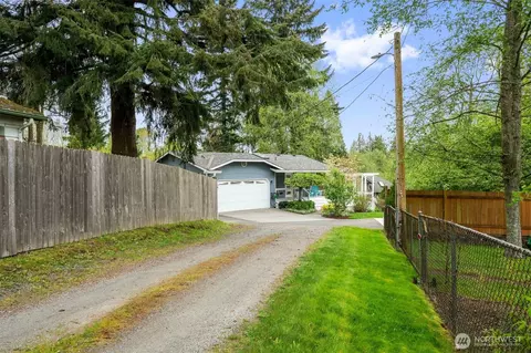 Exterior - 25 E Intercity Ave, Everett, WA 98208 photo 13 of 13