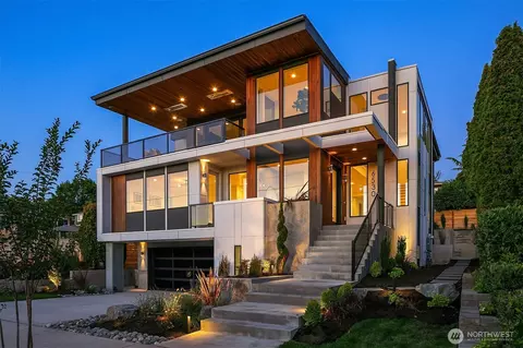6530 102nd Pl NE, Kirkland, WA 98033