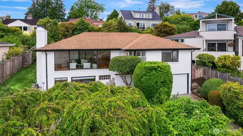 4934 Purdue Ave NE, Seattle, WA 98105
