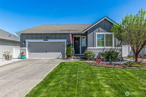 830 Maple Ln SW, Orting, WA 98360