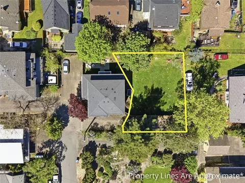 8306 54th Ave S, Seattle, WA 98118