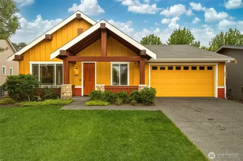 1114 SE Creekside Dr, College Place, WA 99324