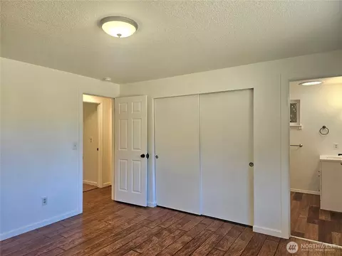 727 Tipsoo Loop S, Rainier, WA 98576 photo 30