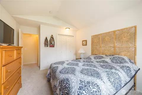 Bedroom - 205 Sunset Pl, Sequim, WA 98382 photo 6 of 6