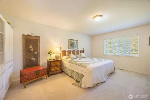 Bedroom - 205 Sunset Pl, Sequim, WA 98382 photo 1 of 6