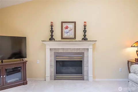 Living - 205 Sunset Pl, Sequim, WA 98382 photo 2 of 4