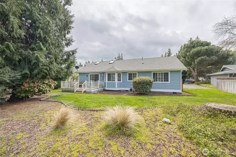 Exterior - 205 Sunset Pl, Sequim, WA 98382 photo 4 of 7