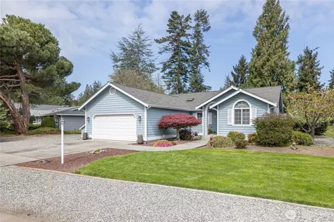 205 Sunset Pl, Sequim, WA 98382