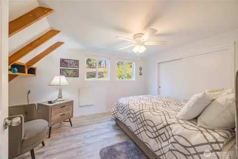 Bedroom - 382 Discovery Way, Sequim, WA 98382 photo 2 of 3