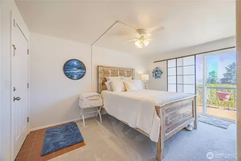 Bedroom - 382 Discovery Way, Sequim, WA 98382 photo 1 of 3