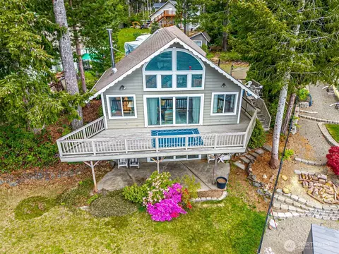 10 E North Cove Rd, Shelton, WA 98584