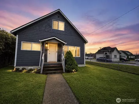 909 E 2nd St, Aberdeen, WA 98520