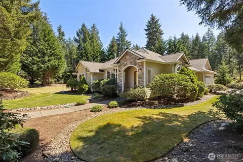 Exterior - 51 E Vine Maple Ln, Union, WA 98592 photo 1 of 4