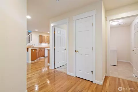Entry Way - 160 E Soderberg Rd #C7, Allyn, WA 98524 photo 2 of 3