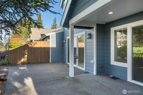 Exterior - 160 E Soderberg Rd #C7, Allyn, WA 98524 photo 4 of 10