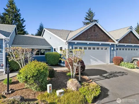 160 E Soderberg Rd #C7, Allyn, WA 98524
