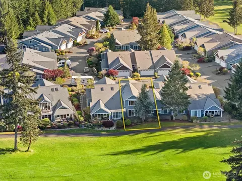 160 E Soderberg Rd #C7, Allyn, WA 98524