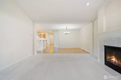Living - 160 E Soderberg Rd #C7, Allyn, WA 98524 photo 4 of 4
