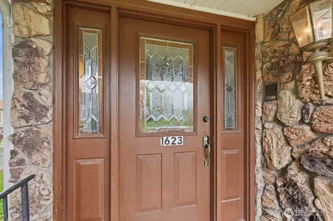1623 S M St, Tacoma, WA 98405