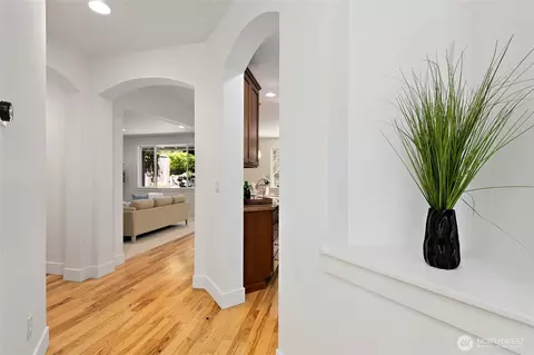 Entry Way - 23115 36th Dr SE, Bothell, WA 98021 photo 5 of 6