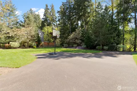 Exterior - 23115 36th Dr SE, Bothell, WA 98021 photo 6 of 6
