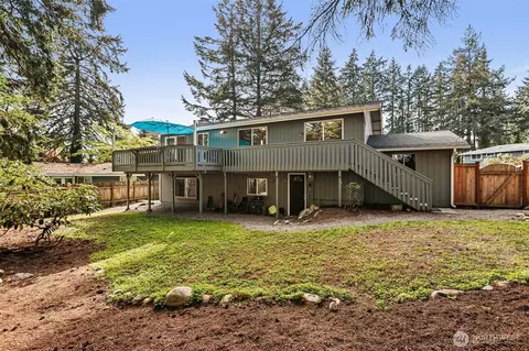 20917 22nd Ave W, Lynnwood, WA 98036