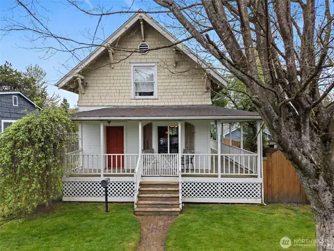 6837 S Thompson Ave, Tacoma, WA 98408