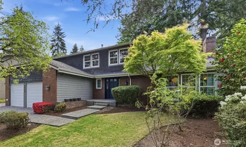 4423 156th Pl SE, Bellevue, WA 98006
