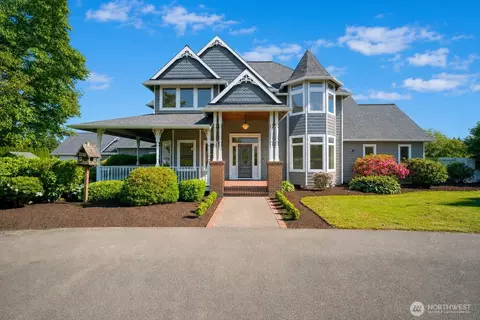 5452 Northwest Dr, Bellingham, WA 98226