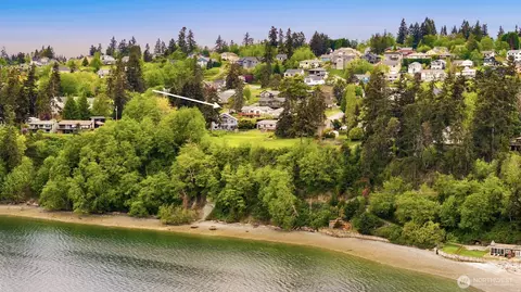 1409 Commodore Pl, Freeland, WA 98249