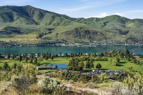 857 Long Dr, Chelan, WA 98816