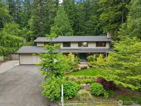 6923 237th Ave NE, Redmond, WA 98053