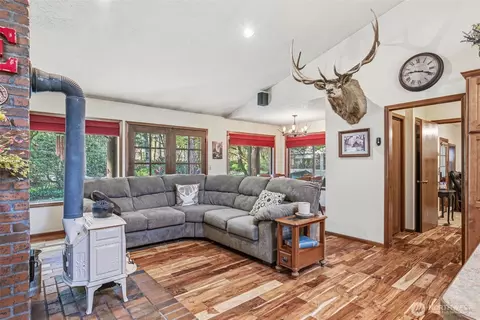 1269 King Rd, Winlock, WA 98596 photo 18