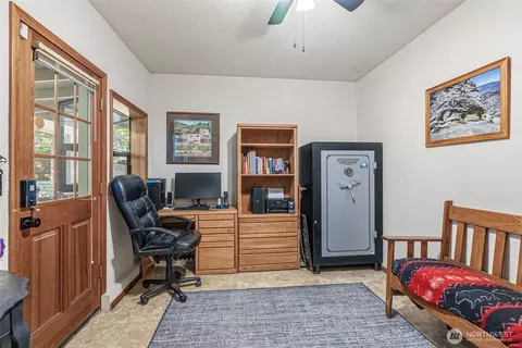 1269 King Rd, Winlock, WA 98596 photo 14