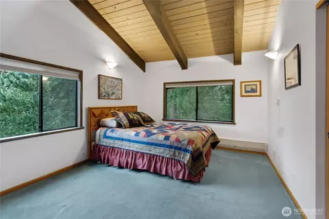 Bedroom - 46430 287th Pl SE, Enumclaw, WA 98022 photo 3 of 3