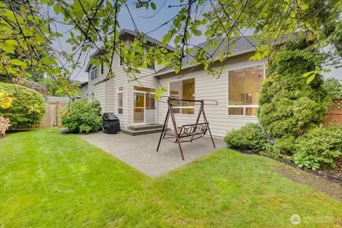 Exterior - 3223 163rd Pl SE, Mill Creek, WA 98012 photo 2 of 5