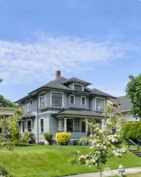 926 S Ainsworth Ave, Tacoma, WA 98405