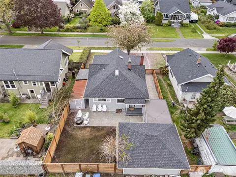 View/Area - 809 Sumner Ave, Sumner, WA 98390 photo 1 of 3