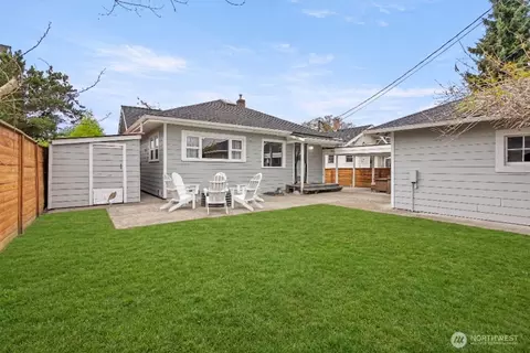 Exterior - 809 Sumner Ave, Sumner, WA 98390 photo 10 of 10