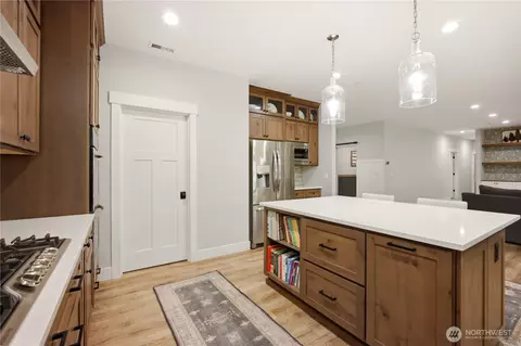 Kitchen - 29615 SE 361st Pl, Enumclaw, WA 98022 photo 5 of 5