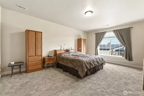 Bedroom - 75 Wolf Fork Pl, Walla Walla, WA 99362 photo 2 of 4