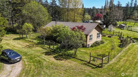 5178 Orcas Rd, Eastsound, WA 98245