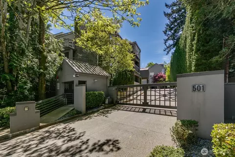 501 Kirkland Ave #201, Kirkland, WA 98033