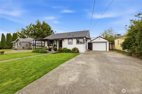 800 Myrtine St, Enumclaw, WA 98022 photo 4