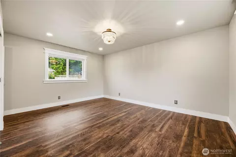 800 Myrtine St, Enumclaw, WA 98022 photo 17