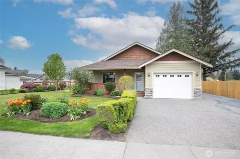 232 Front St, Sumas, WA 98295