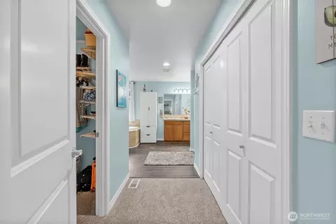 Entry Way - 20012 194th Ave E, Orting, WA 98360 photo 3 of 3