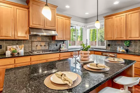 Kitchen - 3915 214th St SE, Bothell, WA 98021 photo 3 of 3