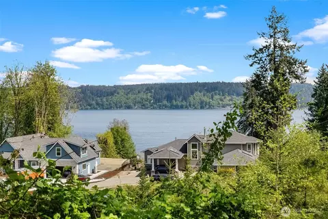 14308 Olalla Crest Ln SE, Olalla, WA 98359