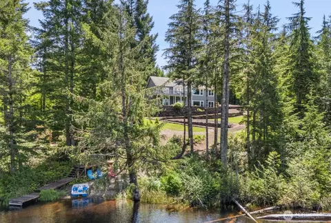 341 W Reeves Hill Dr, Shelton, WA 98584